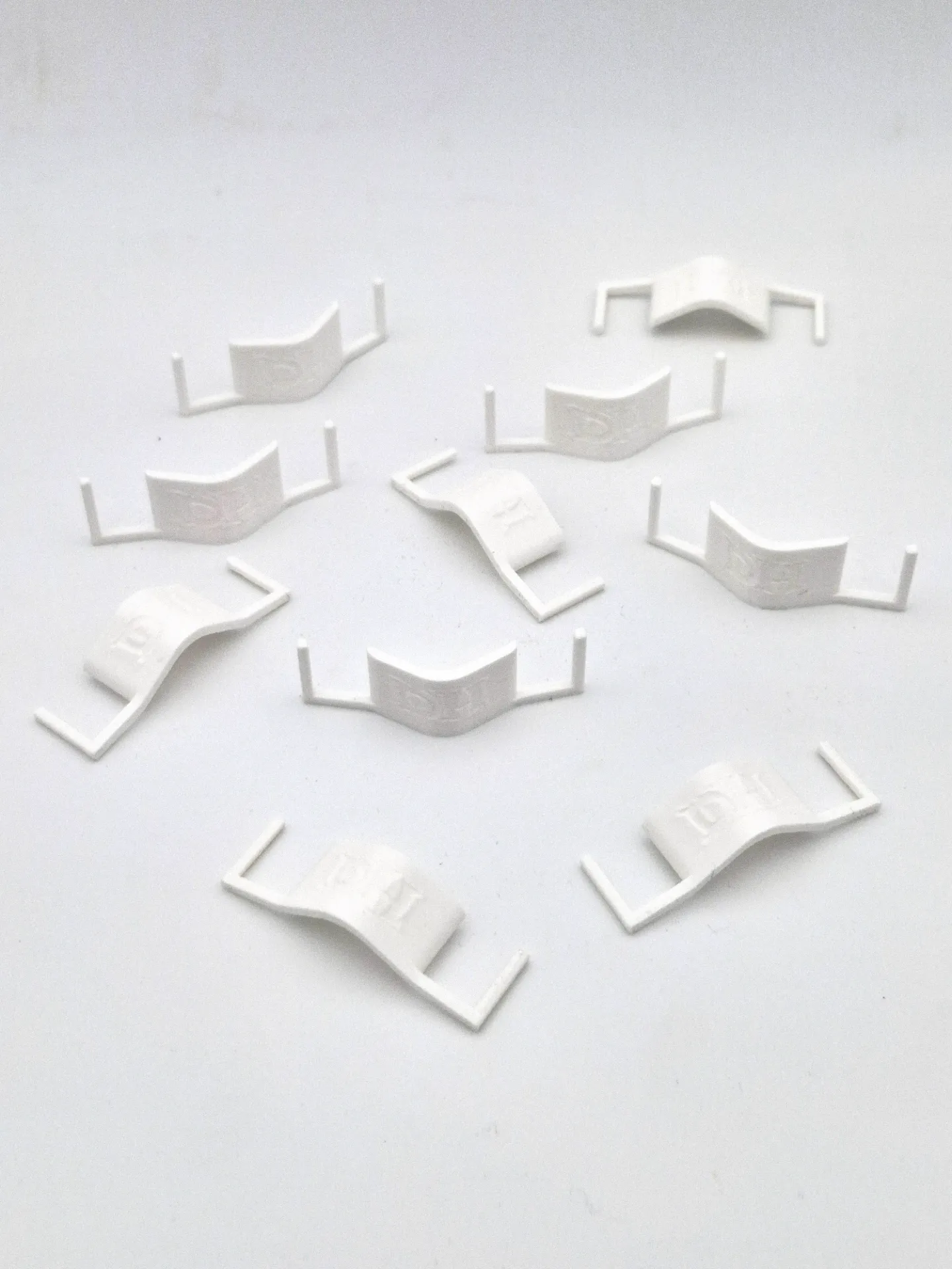 DH Low Stress Training Clips 10pk